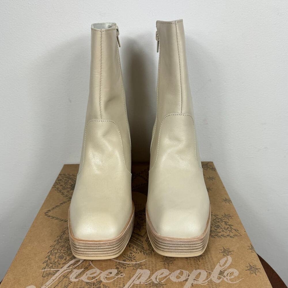 New Free People Ruby Platform Bootie in Bone Leather Women's Size EU 38.5 - Picture 2 of 8